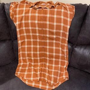 Collard shirt sleeve dress